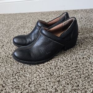 Women's Leather Bootie